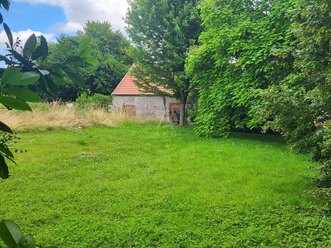 Maison à FROMENTIERES