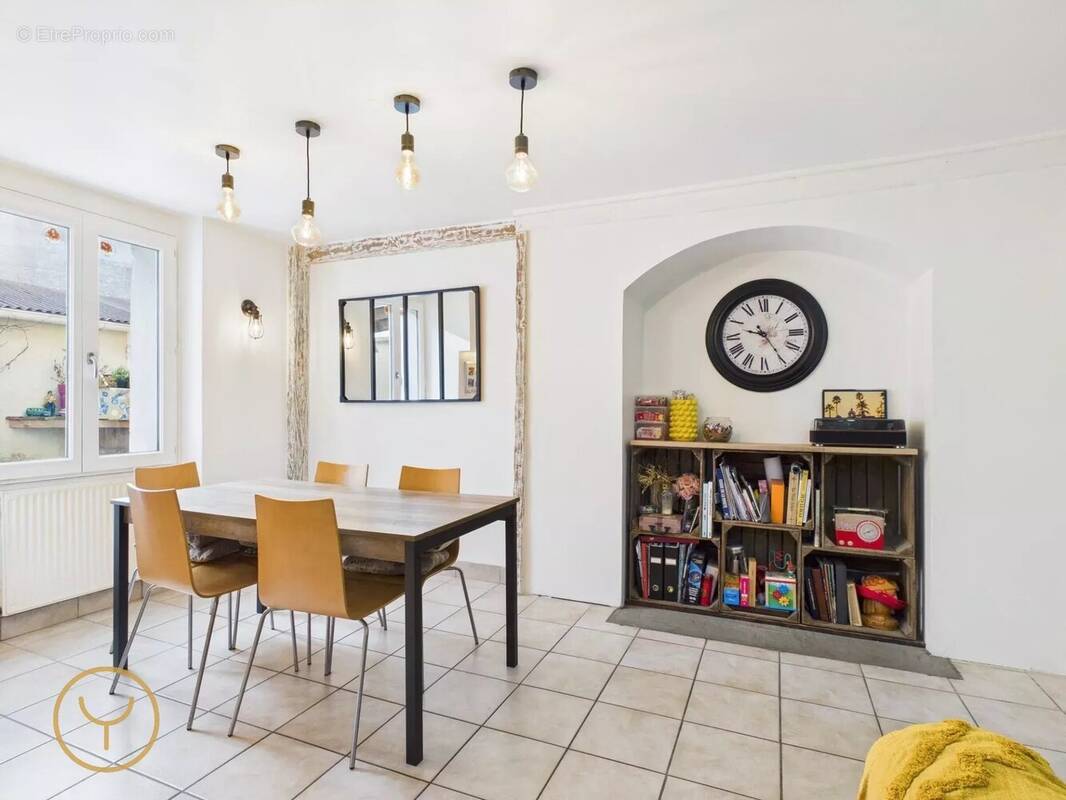 Maison à ROMILLY-SUR-SEINE