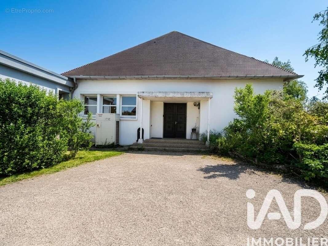 Maison 342 m² à Boissey-Le-Chatel  - photo 2