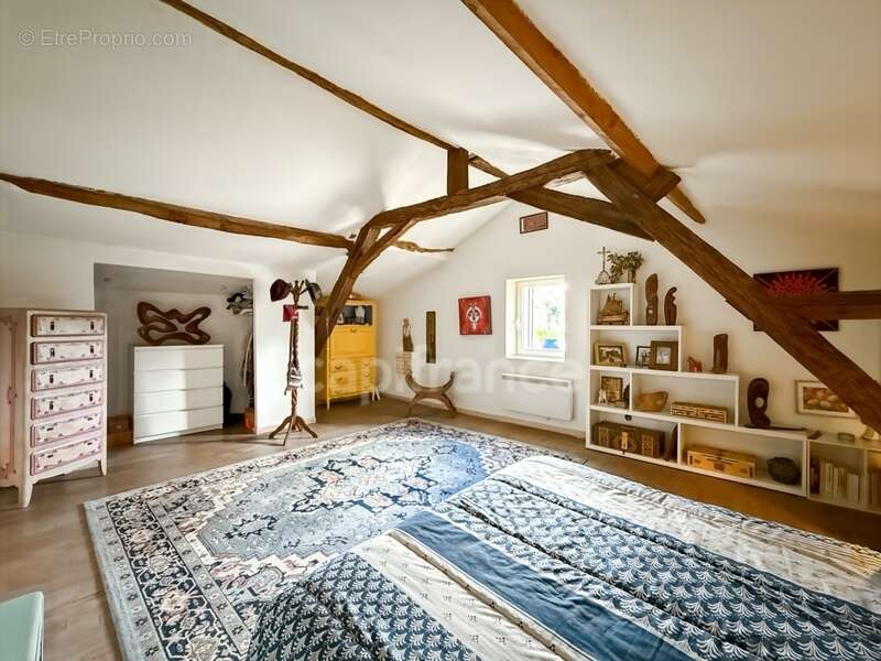 Maison de ville, Villefranche du Périgord, 140m2, totalement rénovée et meublée, cave voutée. Idéal résidence secondaire ou loca - photo 26