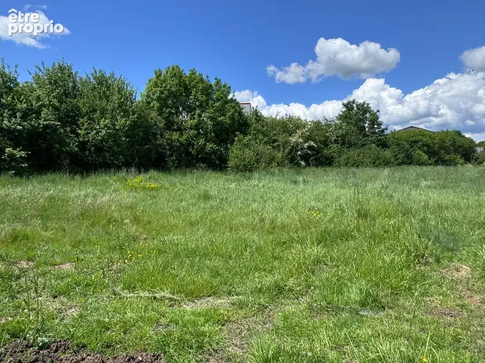Terrain 746 m² à Aurillac  - photo 3