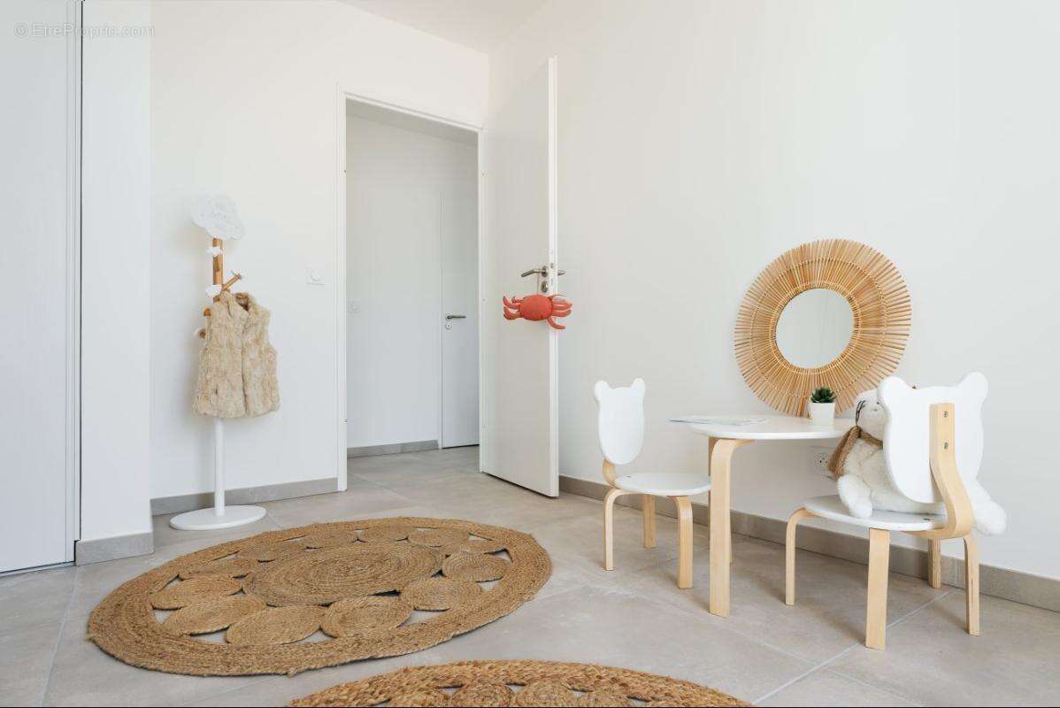 Appartement à MAUGUIO