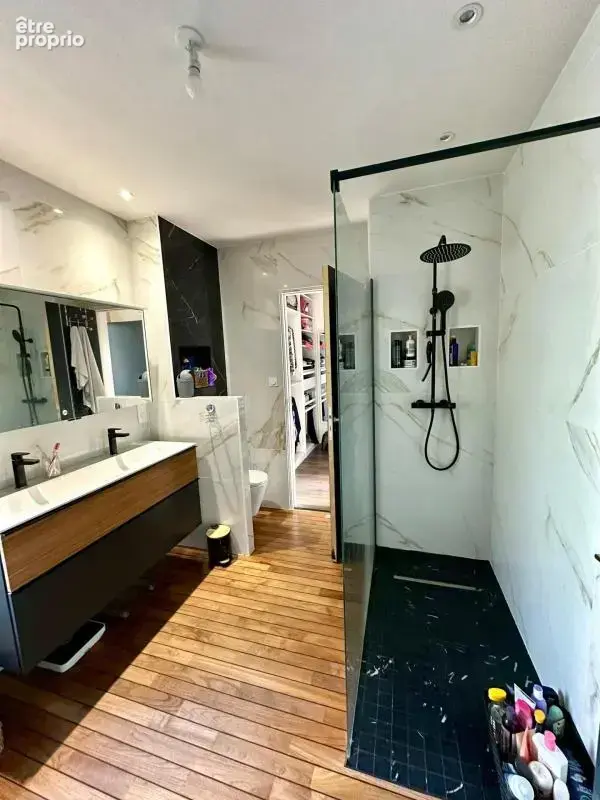 Maison moderne avec trois chambres - photo 10