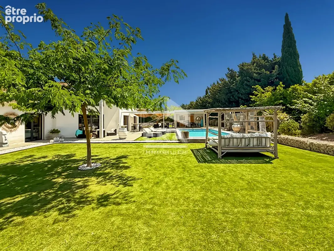 Maison 178m² à Calas - photo 13