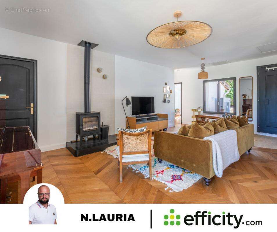 Maison à MEYRARGUES