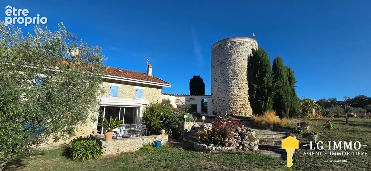 Propriété charentaise avec oliveraie, 4ha de terrain, vue estuaire - photo 4