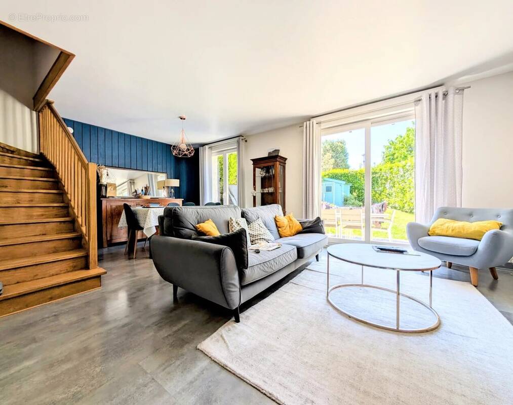 Maison à VILLEPREUX