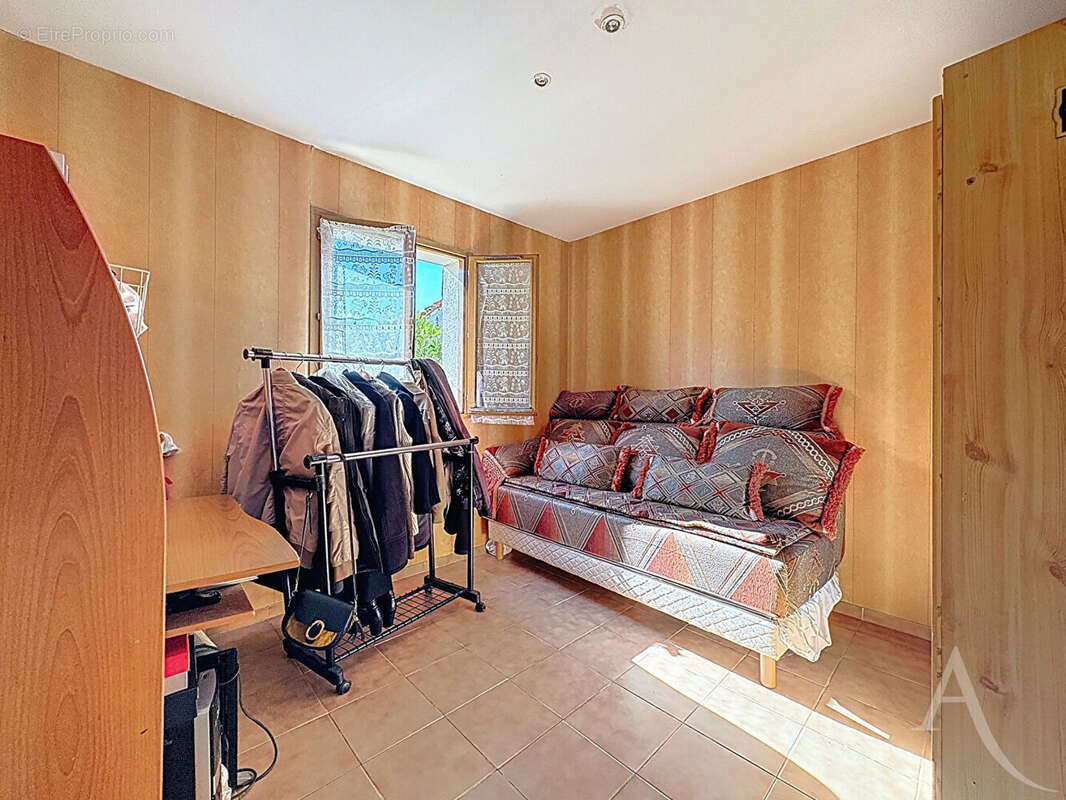 Maison à ROSNY-SUR-SEINE