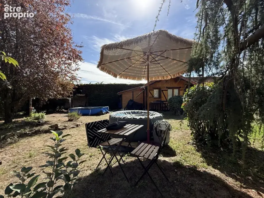  CHAMARANDE – COUP DE CŒUR pour cette maison atypique 109 M² avec chalet et jardin de 860 m² - photo 9