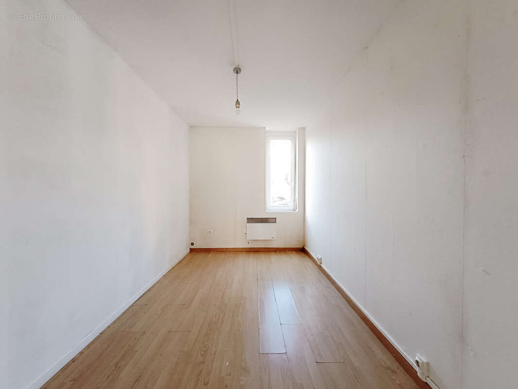 Appartement à MONCHECOURT