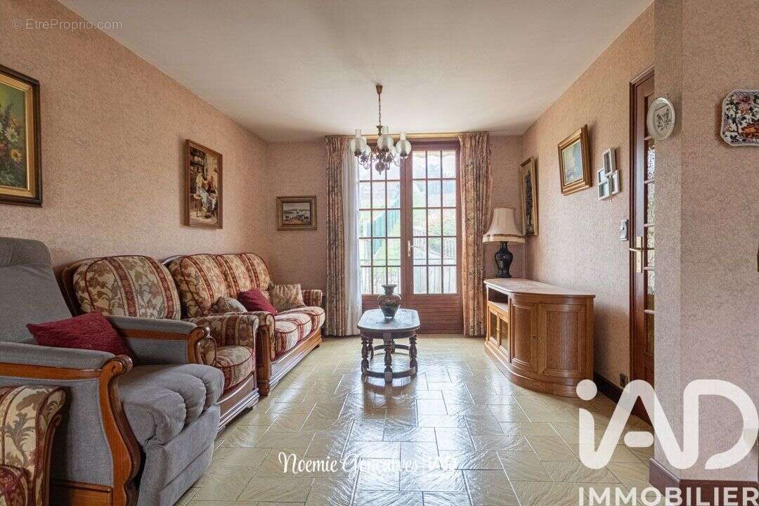 Photo 2 - Maison à MANTES-LA-VILLE