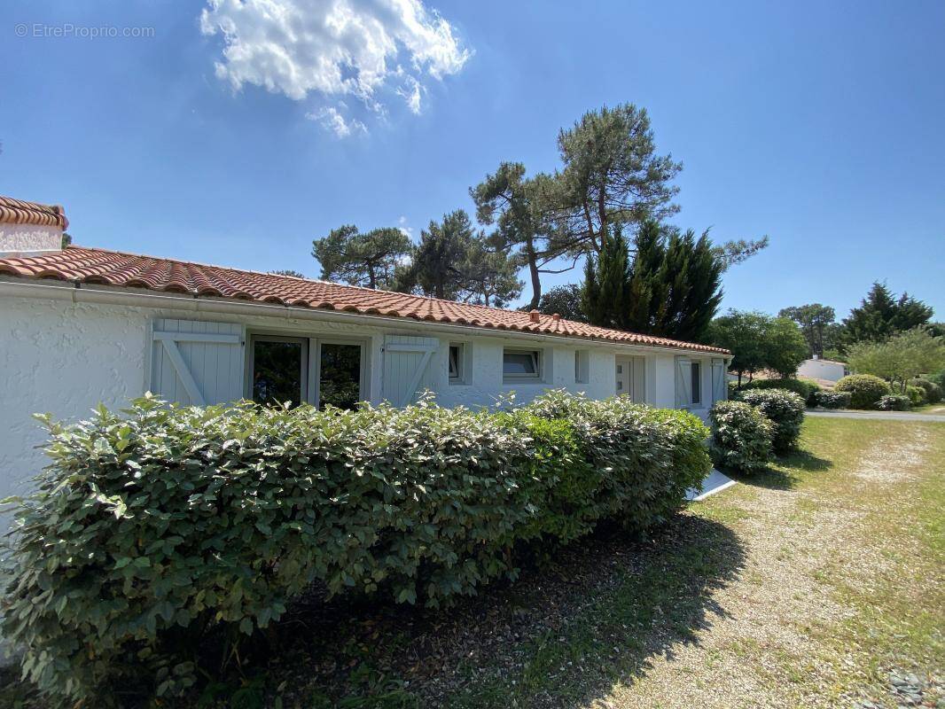 Maison à LES MATHES