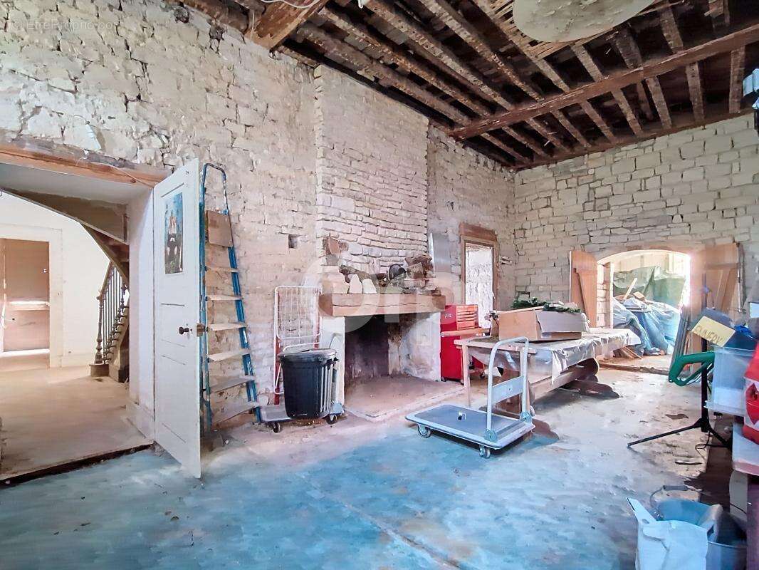 Maison à LAFERTE-SUR-AUBE