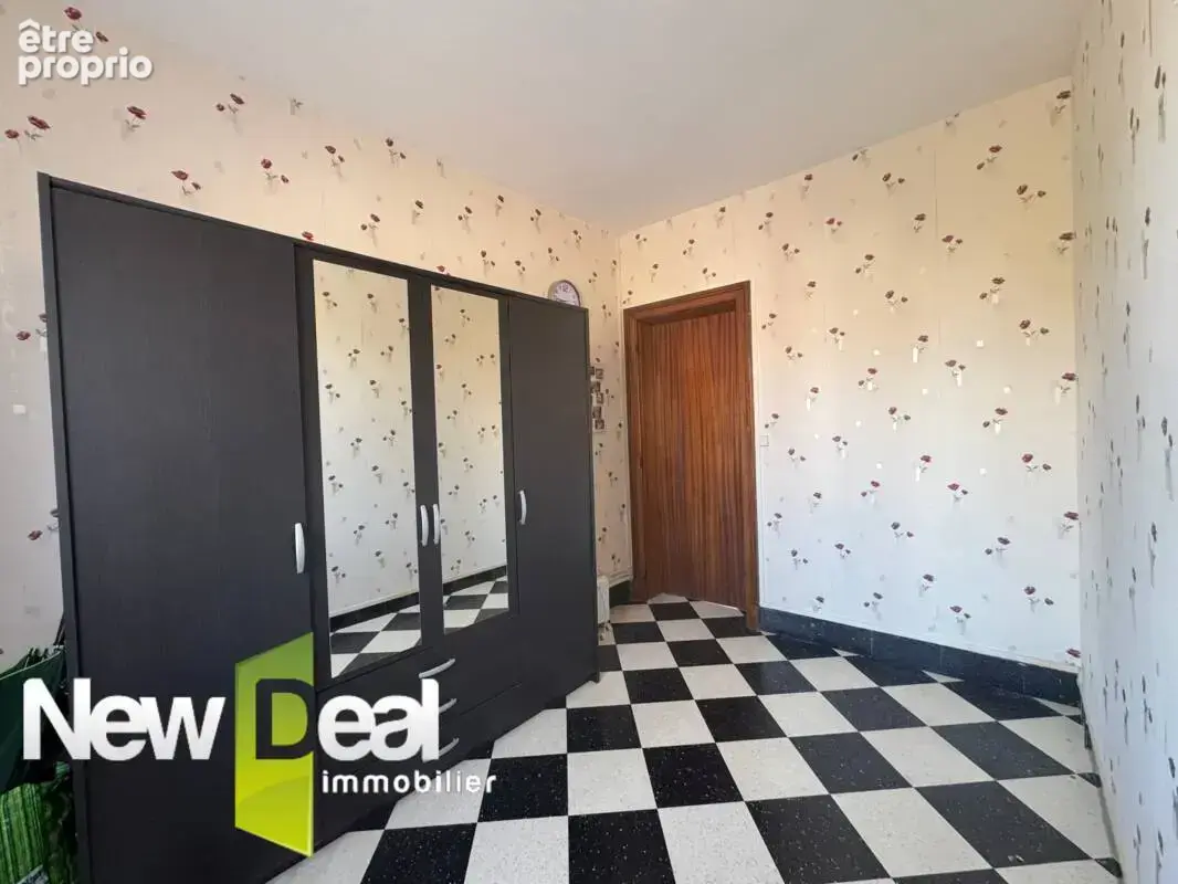 Appartement t3 / place de stationnement / orchies centre - photo 7