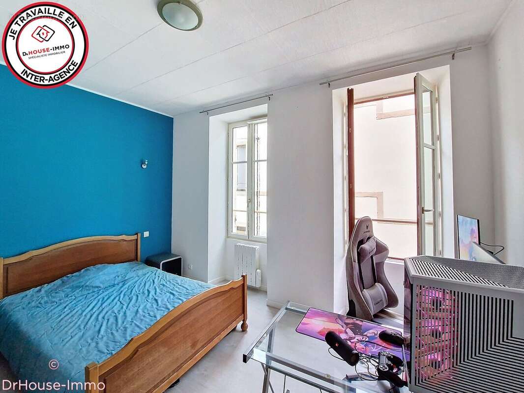 Maison 170 m² à Champdeniers-Saint-Denis  - photo 9