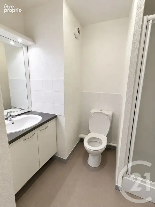 Appartement 1 pièce 18 m² à vendre à Lyon-8e (69008) - photo 3