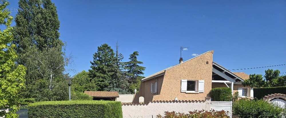Maison à CHAPONOST