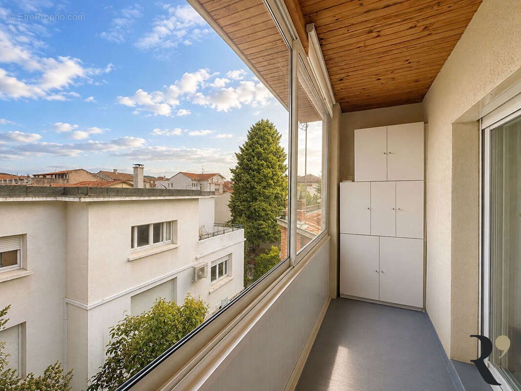 Appartement Duplex T4, 85m² dernier étage, Guilheméry - photo 4