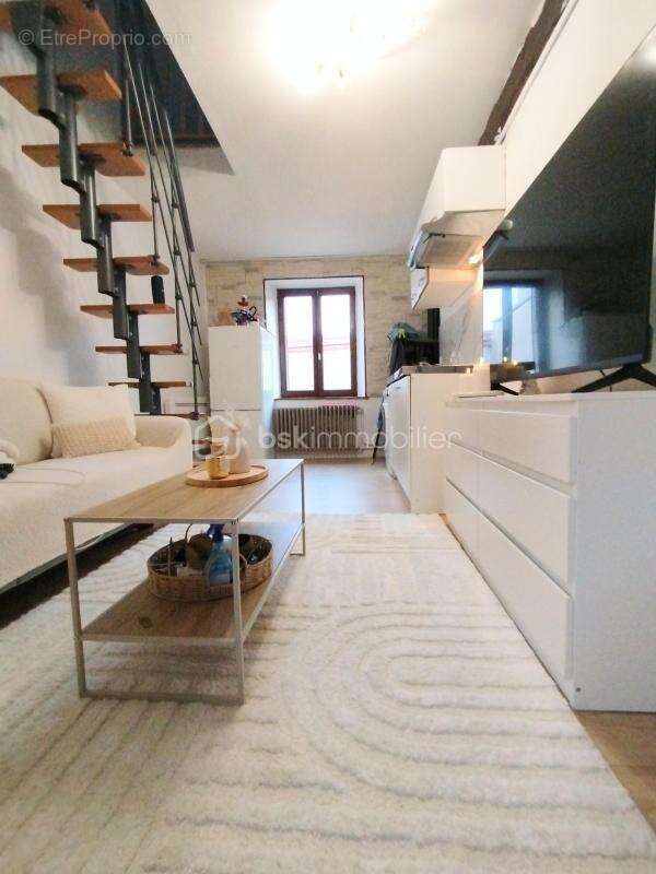 Appartement à DAMMARIE-LES-LYS