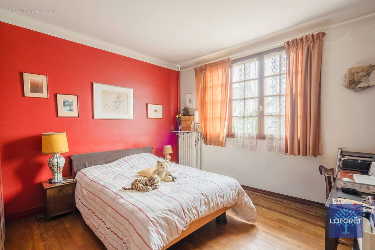 Maison à LES PAVILLONS-SOUS-BOIS