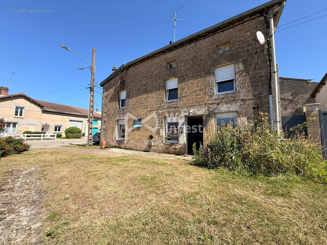 Maison à LION-DEVANT-DUN
