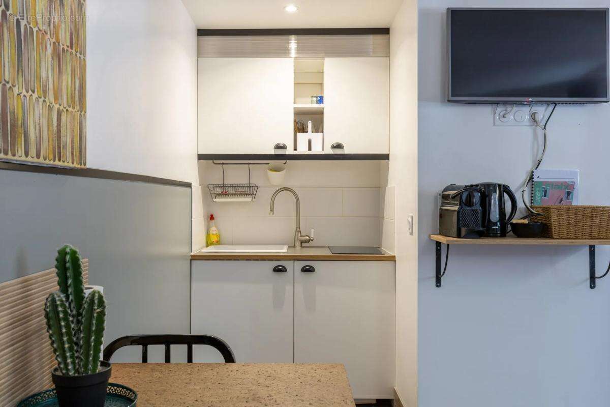 Studio meublé 18 m² à Aix-en-Provence - photo 6