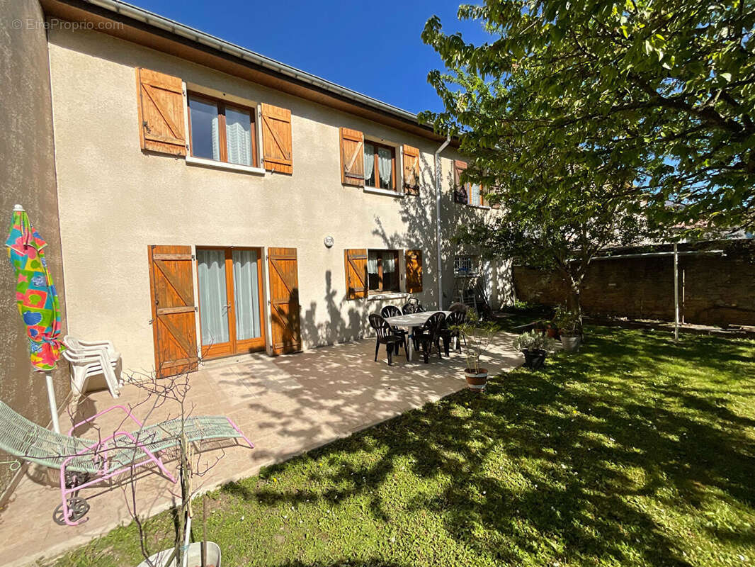 Maison à TOMBLAINE