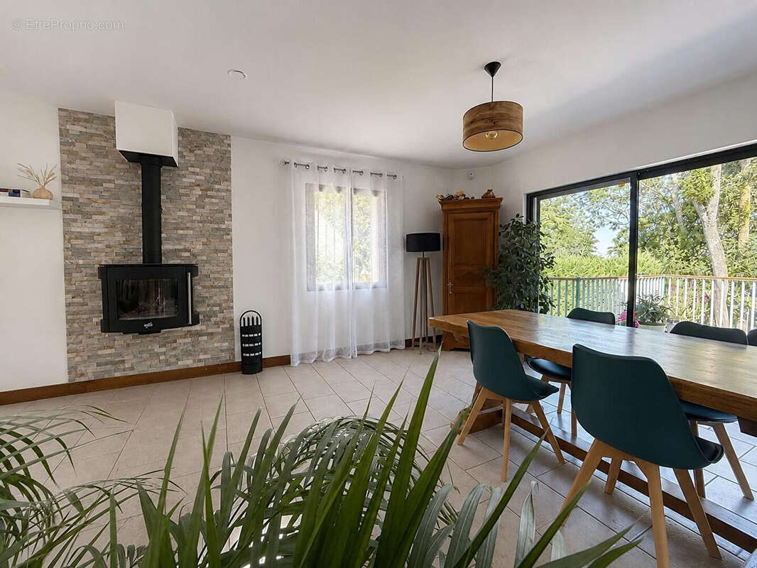 Maison Familiale de 164 m2 à Condé en plein coeur de la nature - photo 5