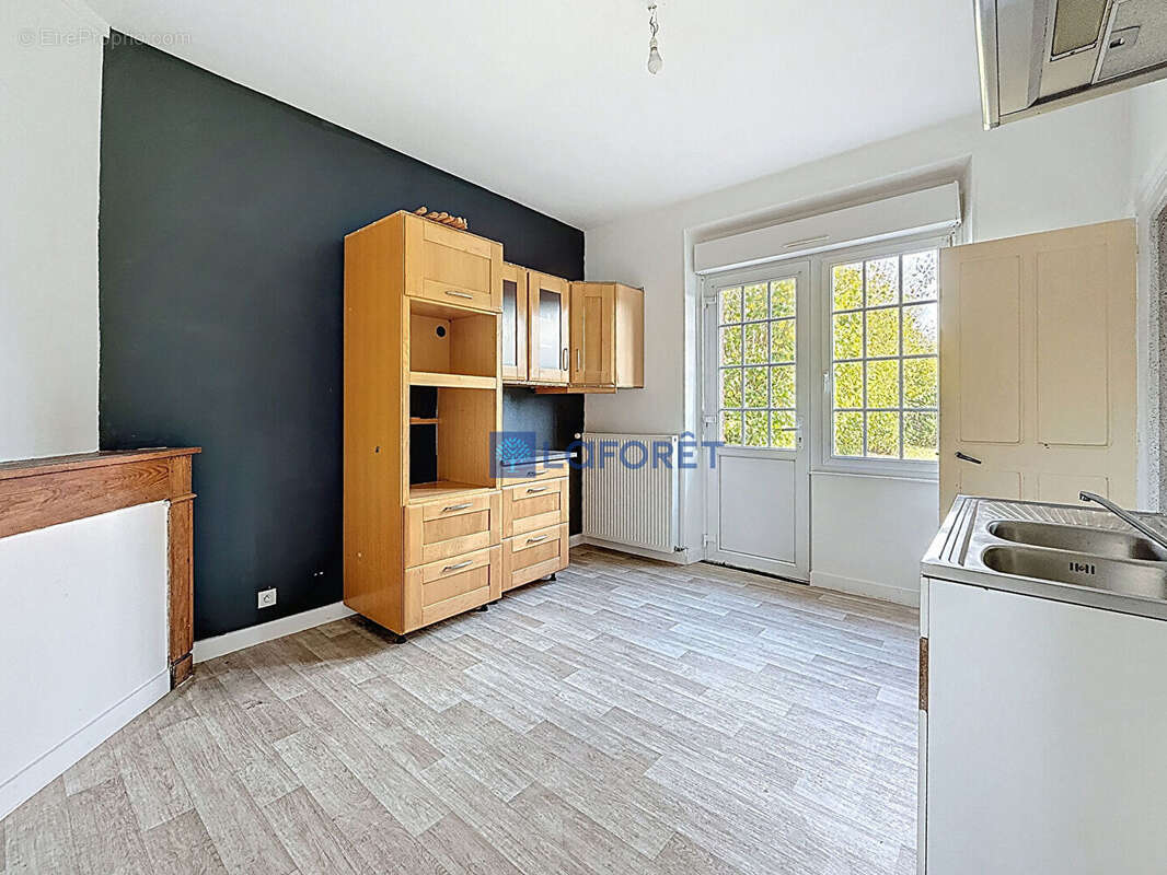 Maison à SAINT-GEORGES-DES-GROSEILLERS