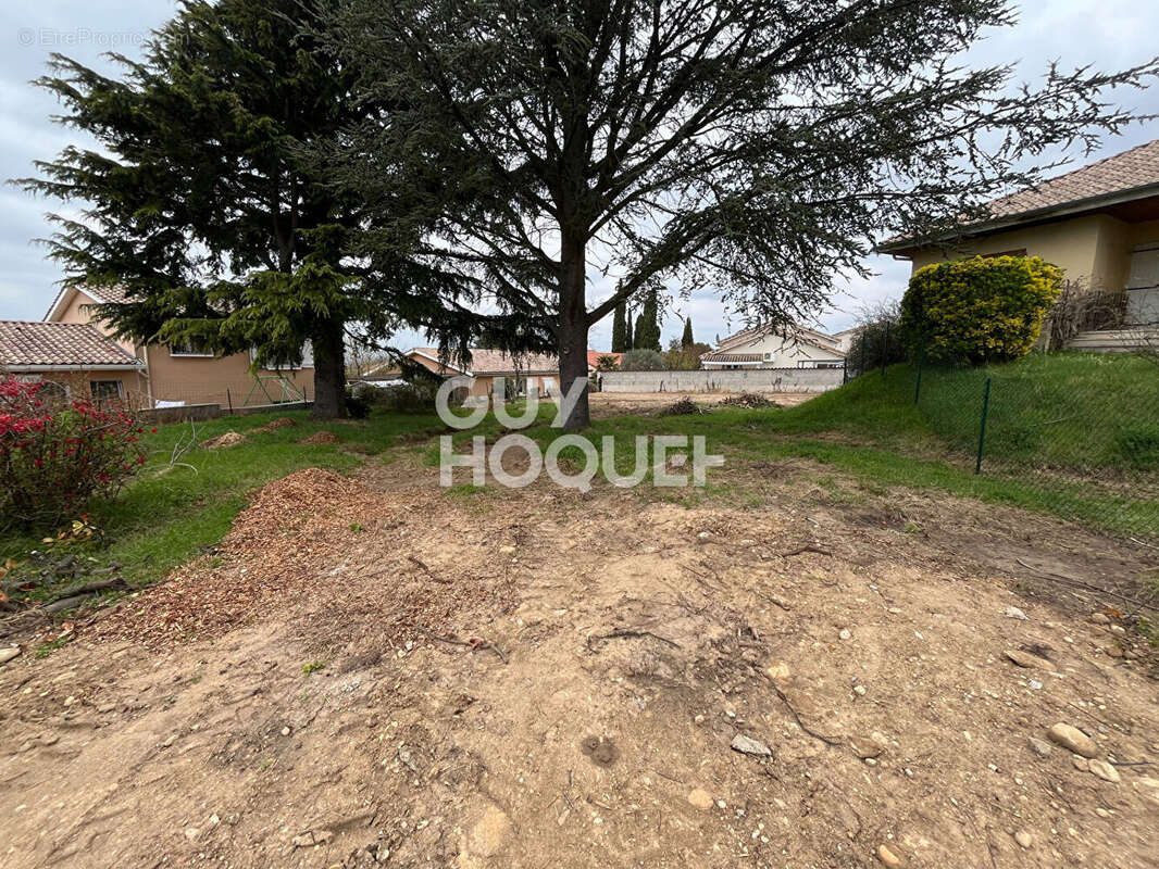 Terrain à CHASSE-SUR-RHONE