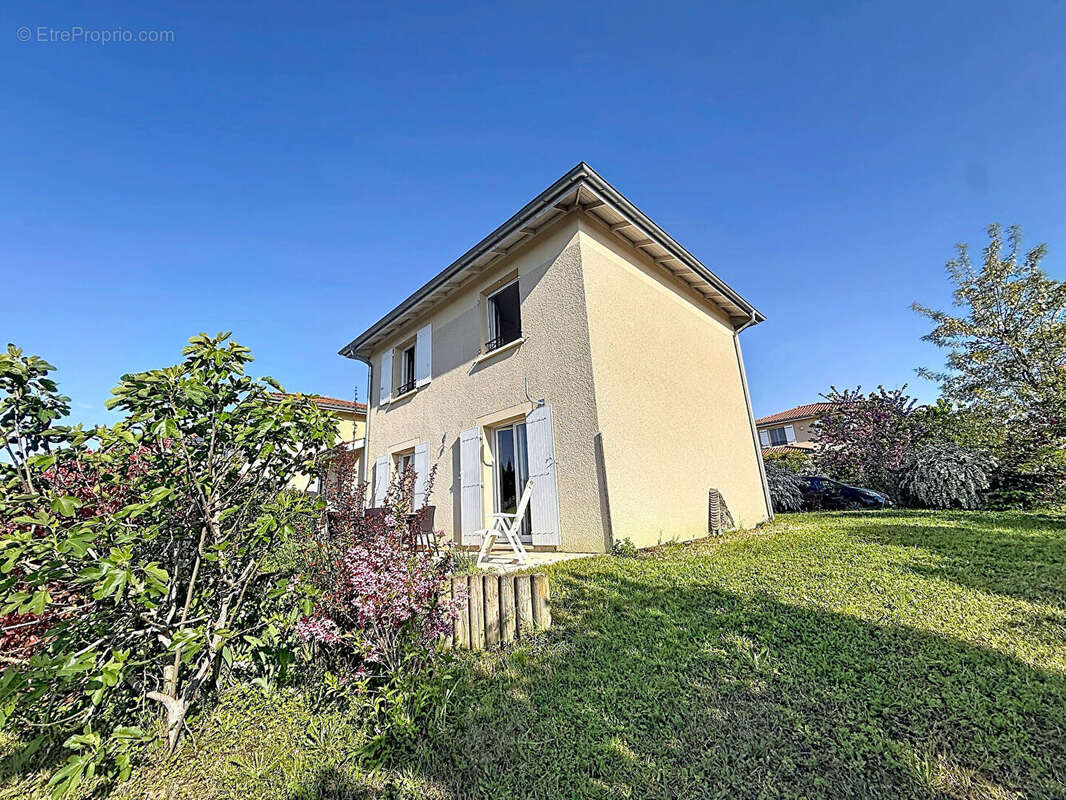 Maison à L'ISLE-D'ABEAU