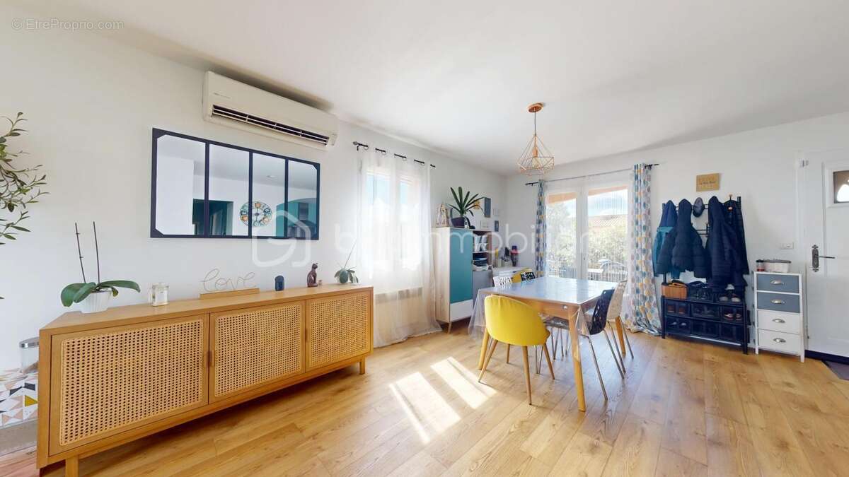 Maison à BAGNOLS-SUR-CEZE