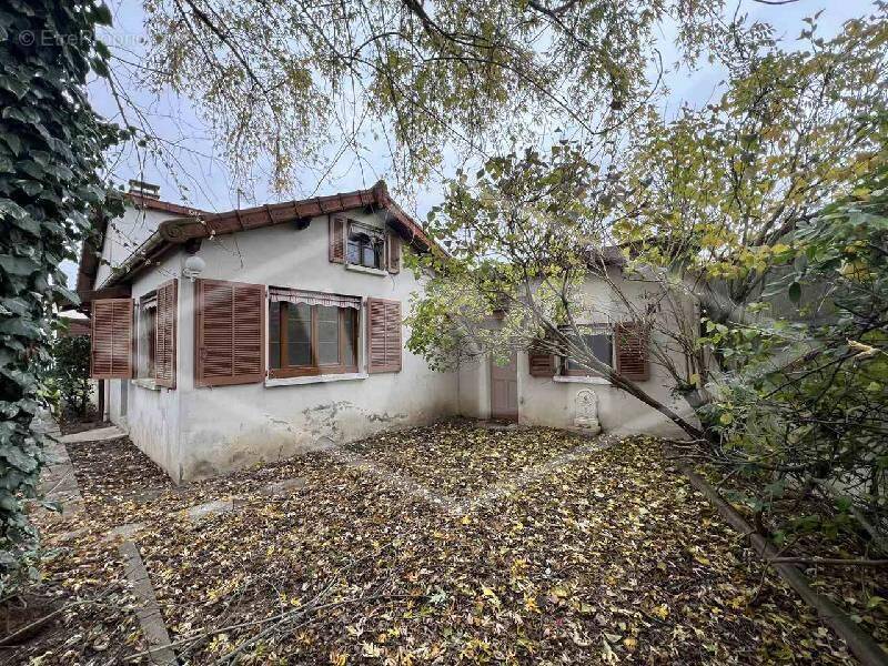 Maison à QUINCY-SOUS-SENART