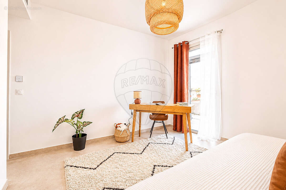 Appartement à VILLENEUVE-LOUBET