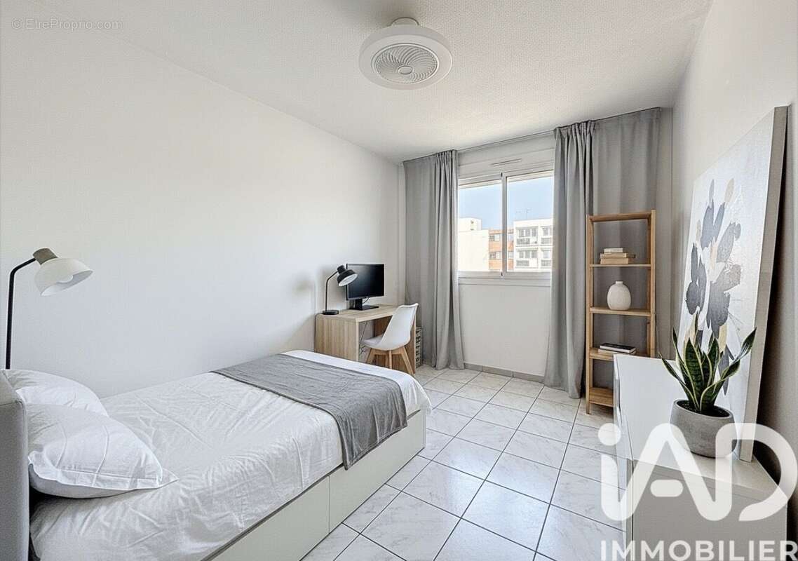 Photo 8 - Appartement à MARSEILLE-10E