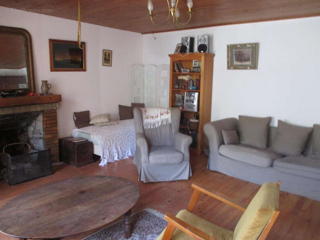 Maison 160 m² à Rochepaule  - photo 5