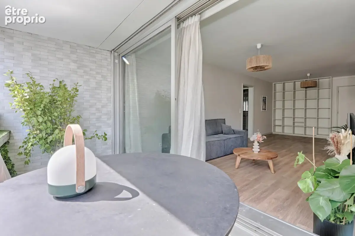 Paris 75007 - rue st dominique - t2 de 64 m² - photo 2