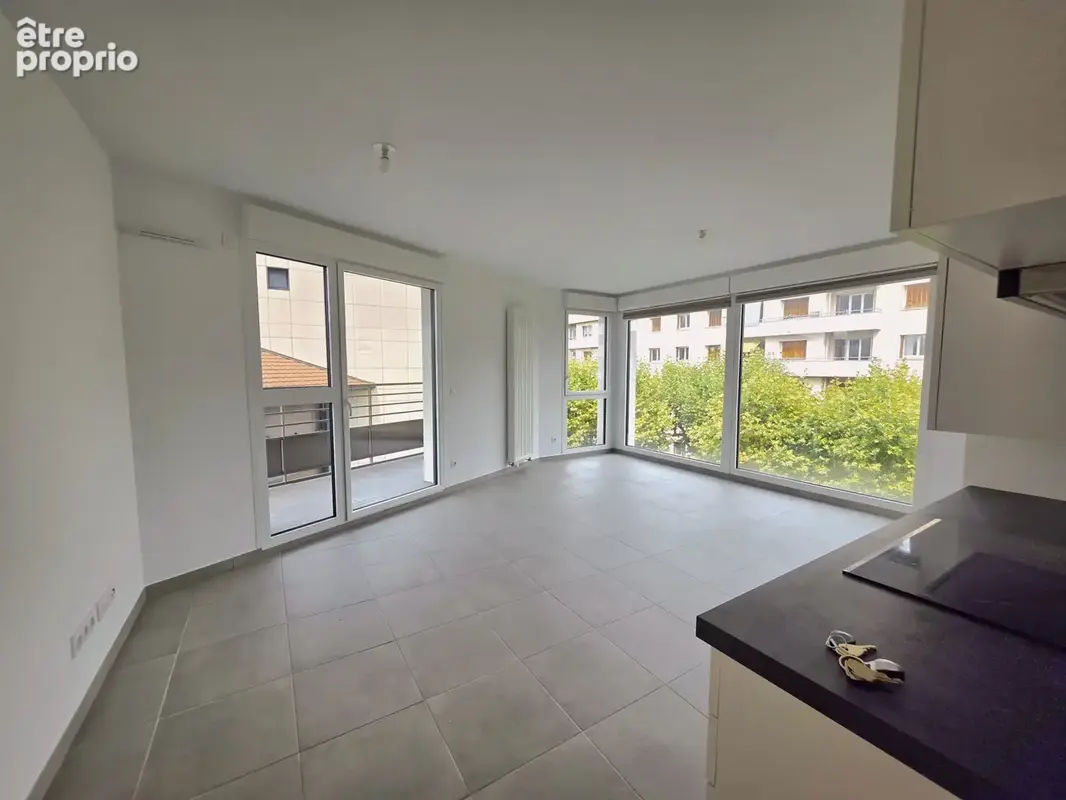 Annecy 74000 - T3  - 2 chambres 70 m2 - A deux pas du centre commercial Courrier - photo 6