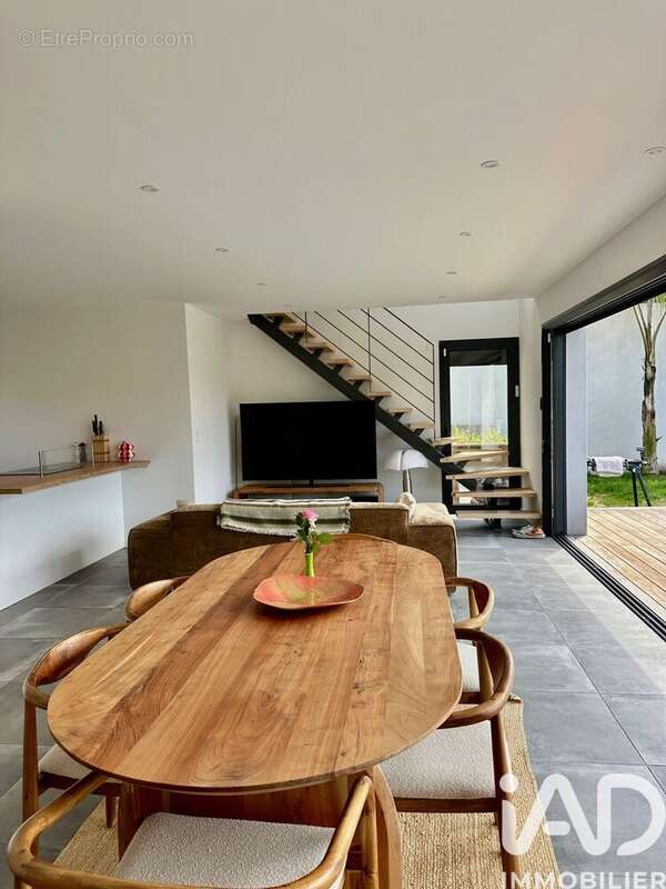 Photo 2 - Maison à TOSSE