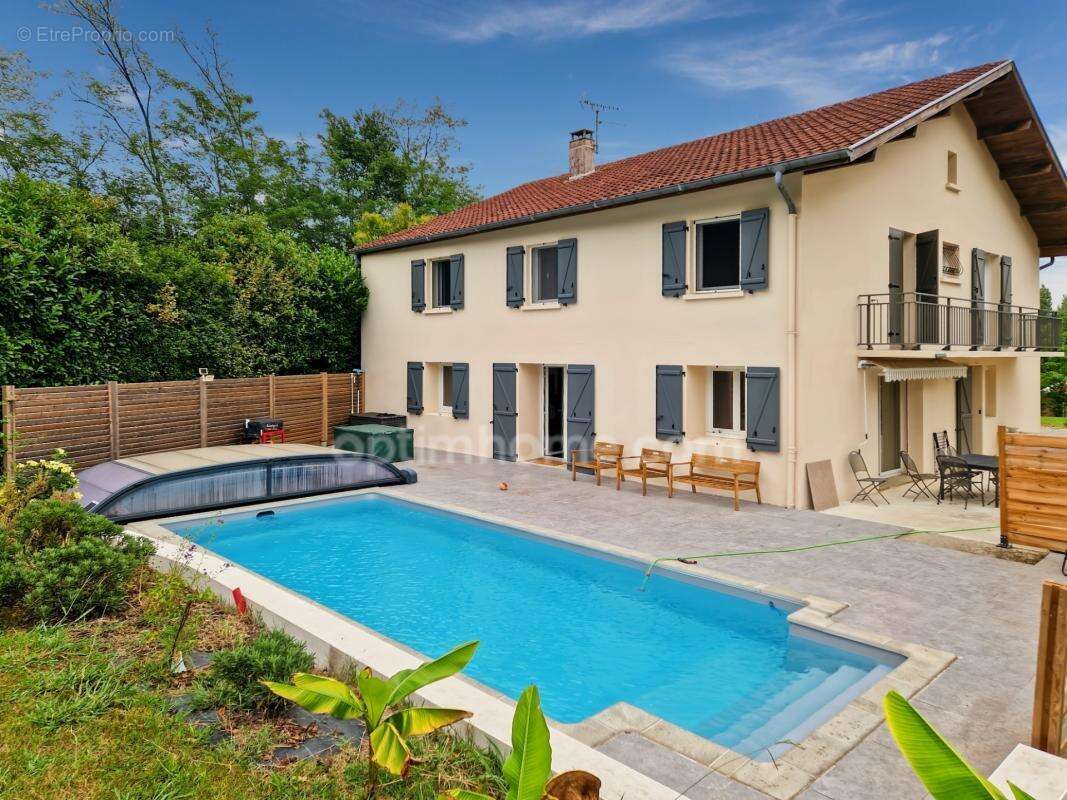 Maison de plus de 270M2 à vendre 9 pièces-5 chambres-piscine- HABAS (40) - photo 5