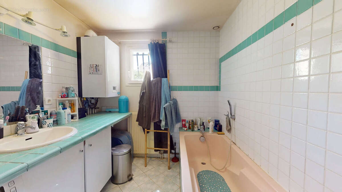 Maison avec piscine au coeur de Fontenay le Vicomte - photo 7