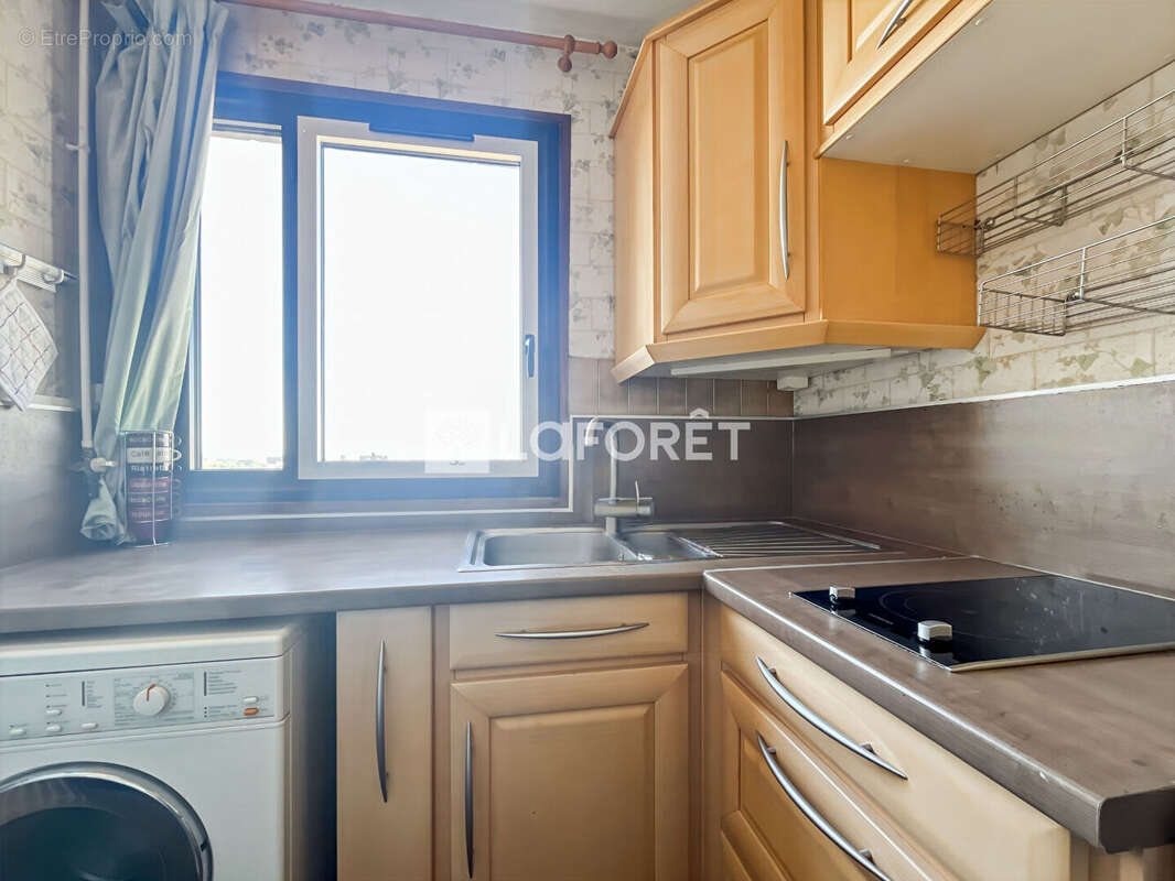Parc des Bruyères - Studio de 44m² avec loggia - photo 6