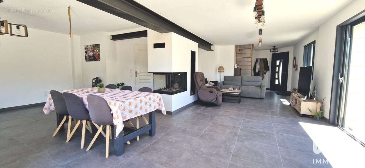 Photo 4 - Maison à LIFFRE