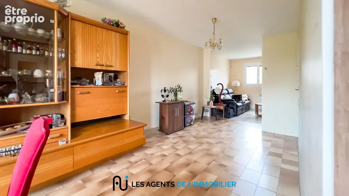 Maison à fort potentiel Nanterre 5 pièces 115 m² - photo 3
