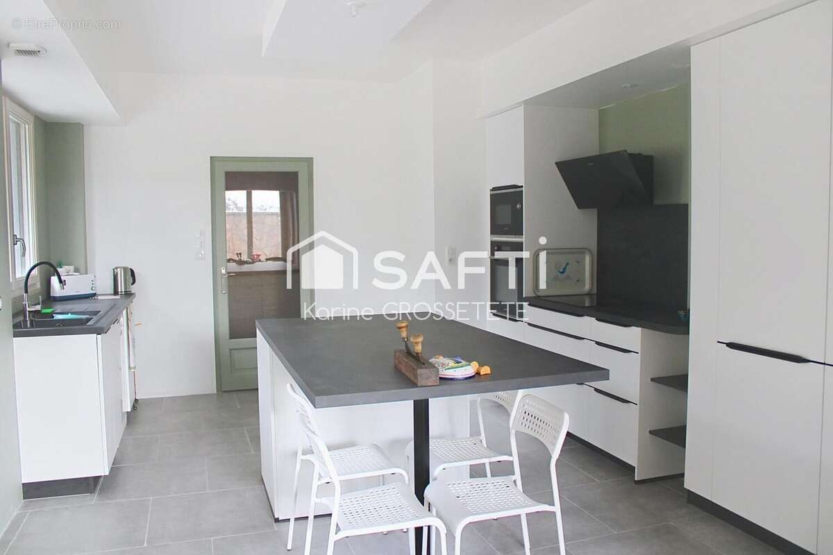 Photo 2 - Maison à MONTBARD