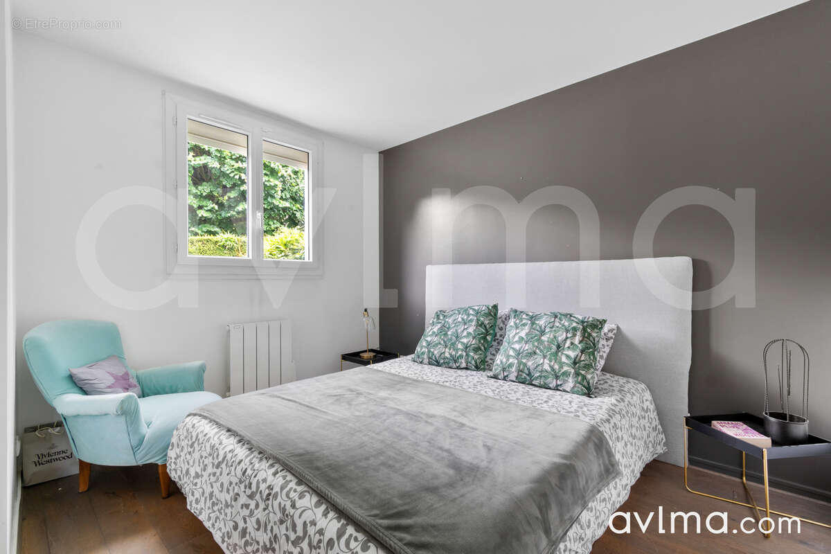 Maison à SAINT-NOM-LA-BRETECHE