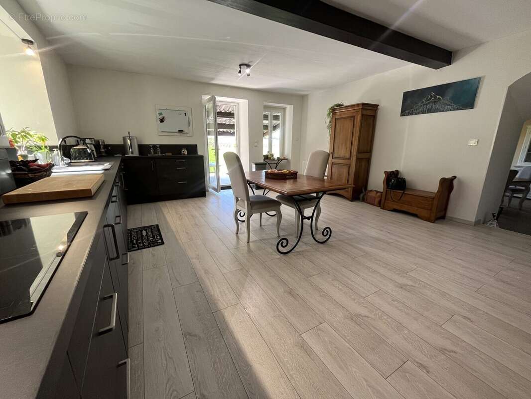 Maison à PAIZAY-LE-SEC