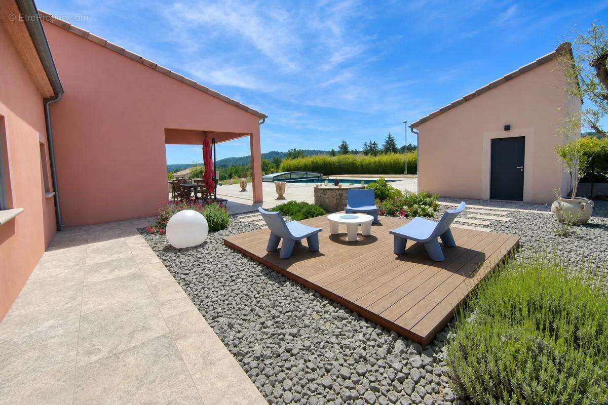 Maison à JOYEUSE
