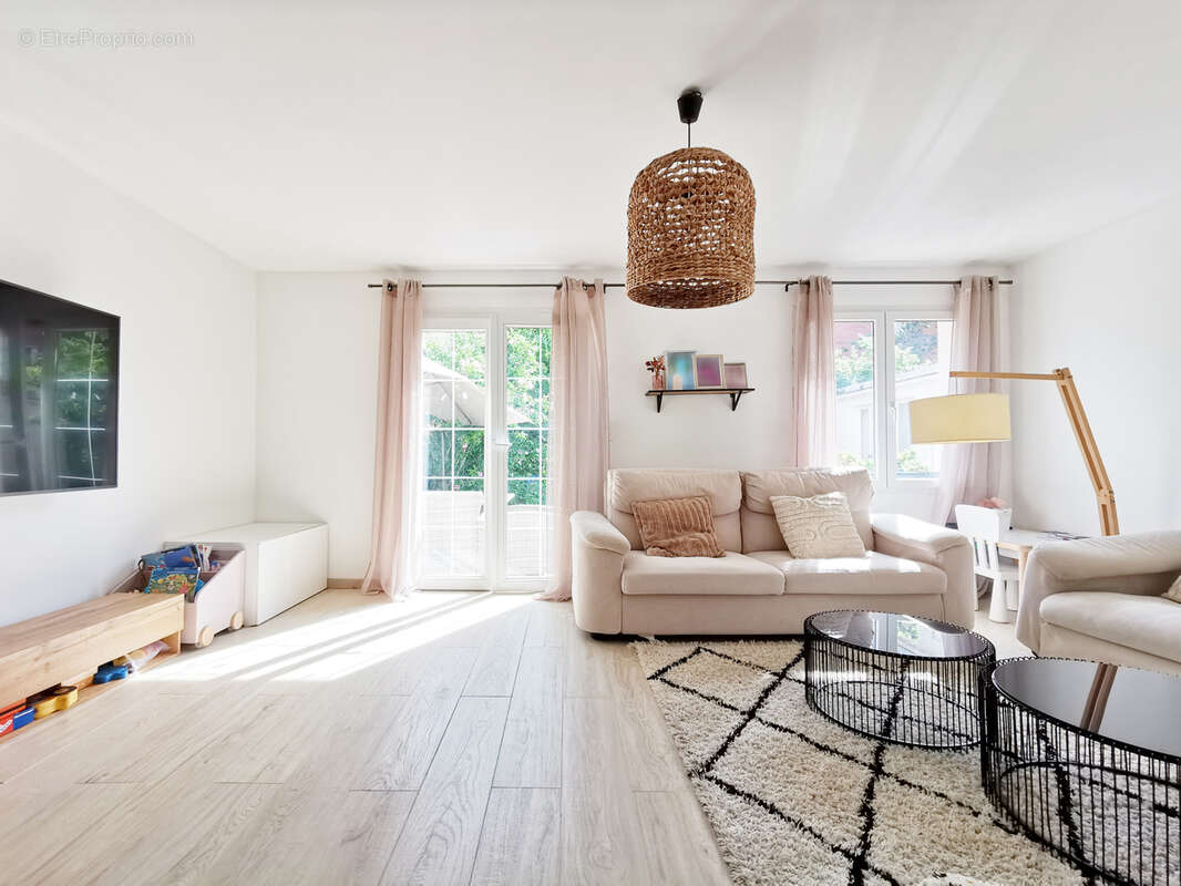 Coup de cœur ! Maison familiale lumineuse et rénovée ! - photo 3