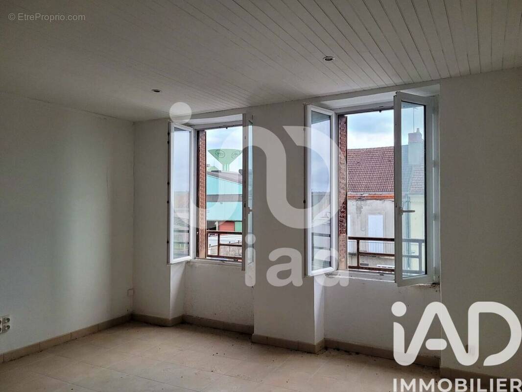 Photo 1 - Appartement à COMMENTRY
